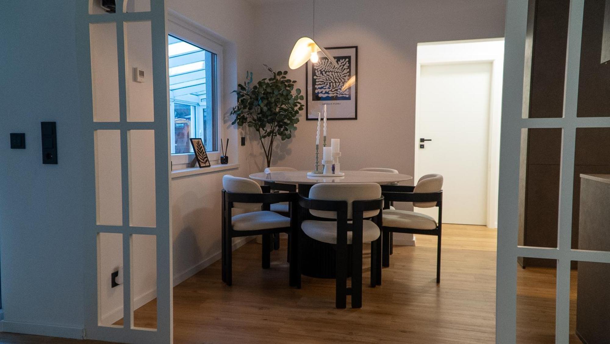 Villafine - Privat, Uneinsehbar! Vaihingen an der Enz Exteriör bild